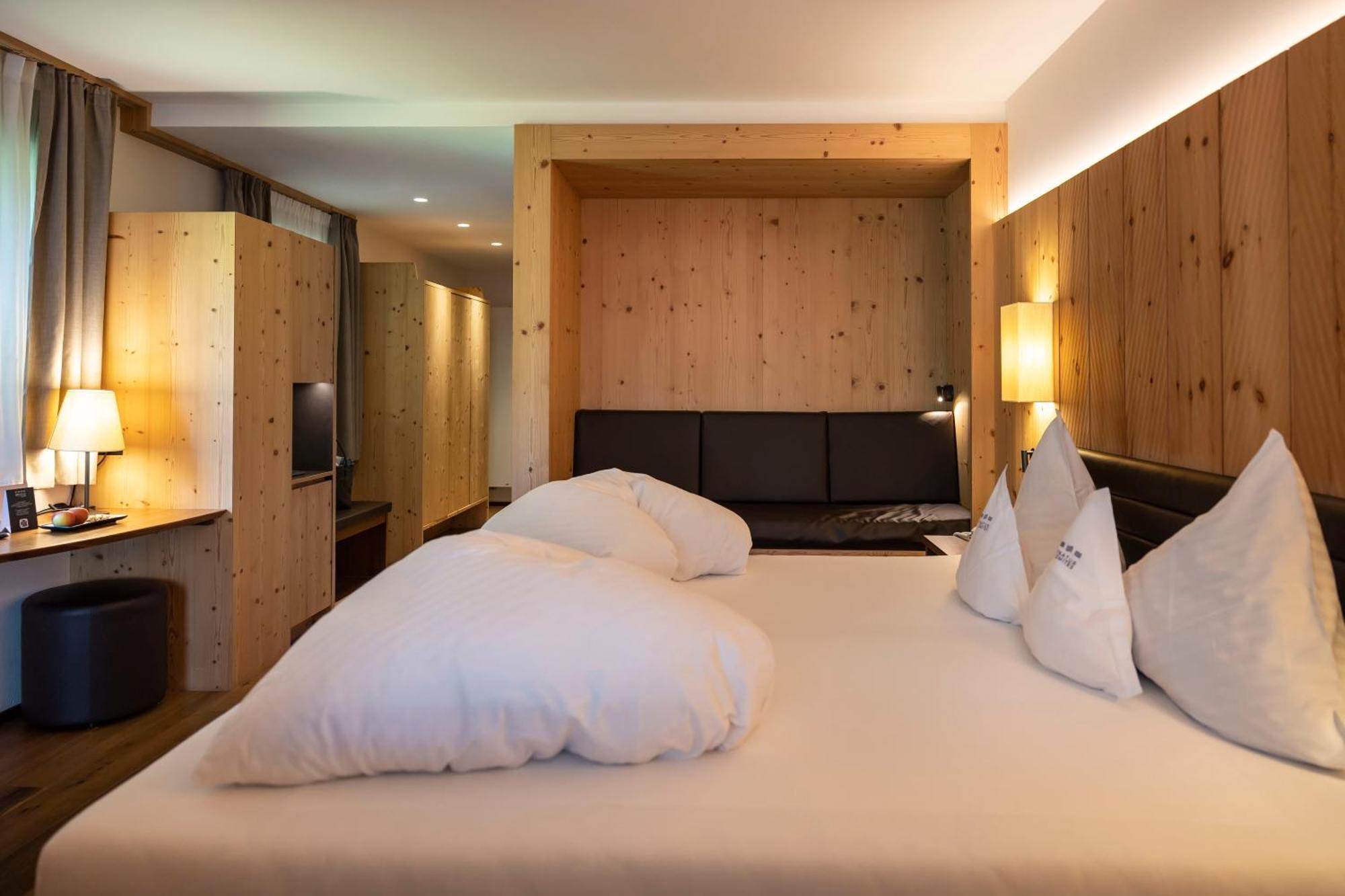 Artnatur Dolomites Hotel & Spa Siusi Habitación foto