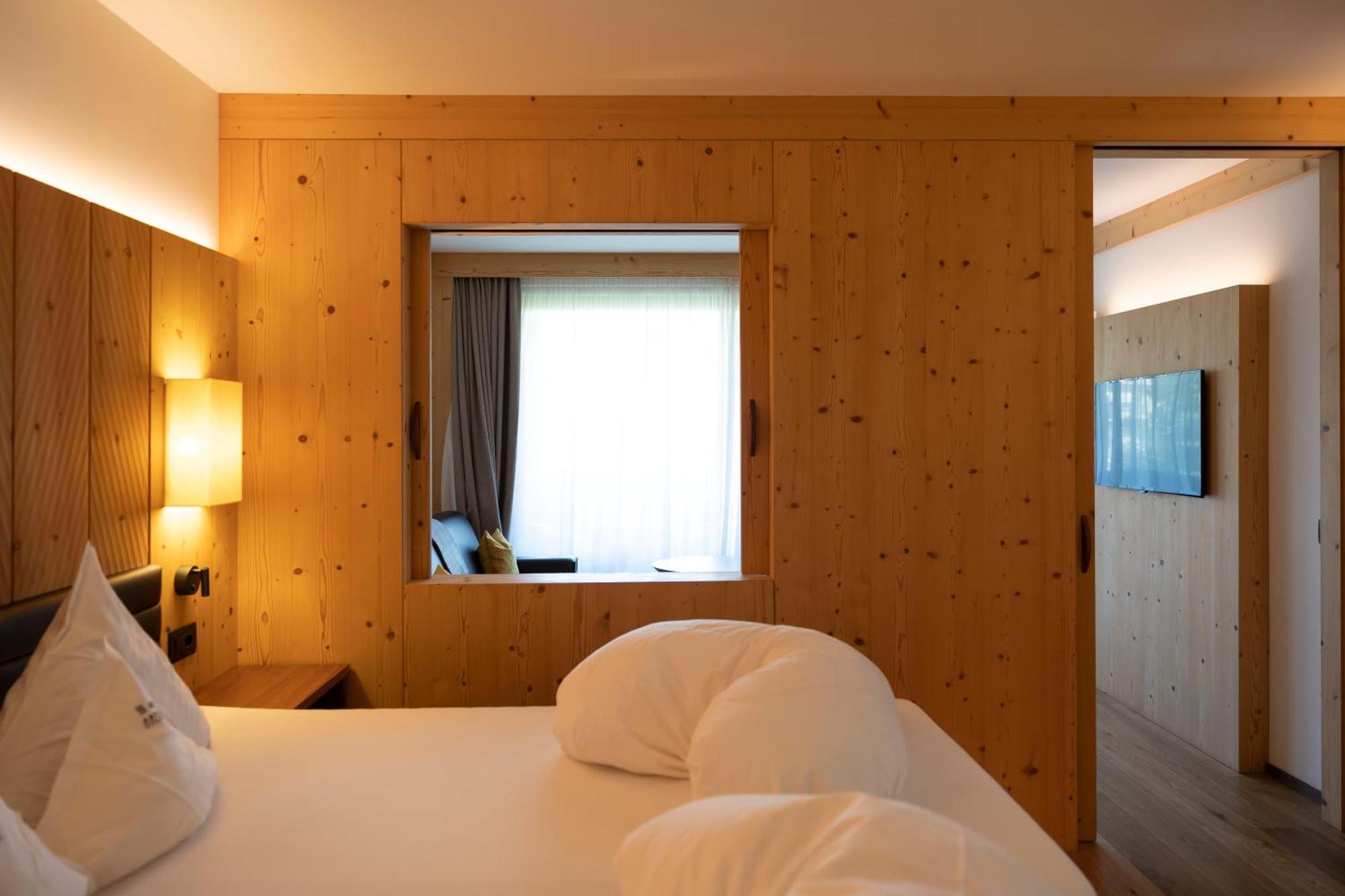Artnatur Dolomites Hotel & Spa Siusi Habitación foto