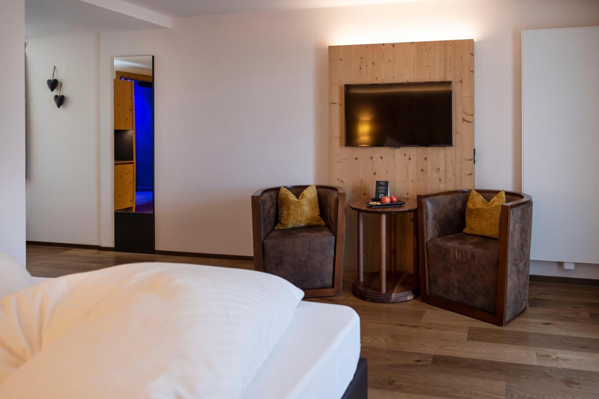 Artnatur Dolomites Hotel & Spa Siusi Habitación foto